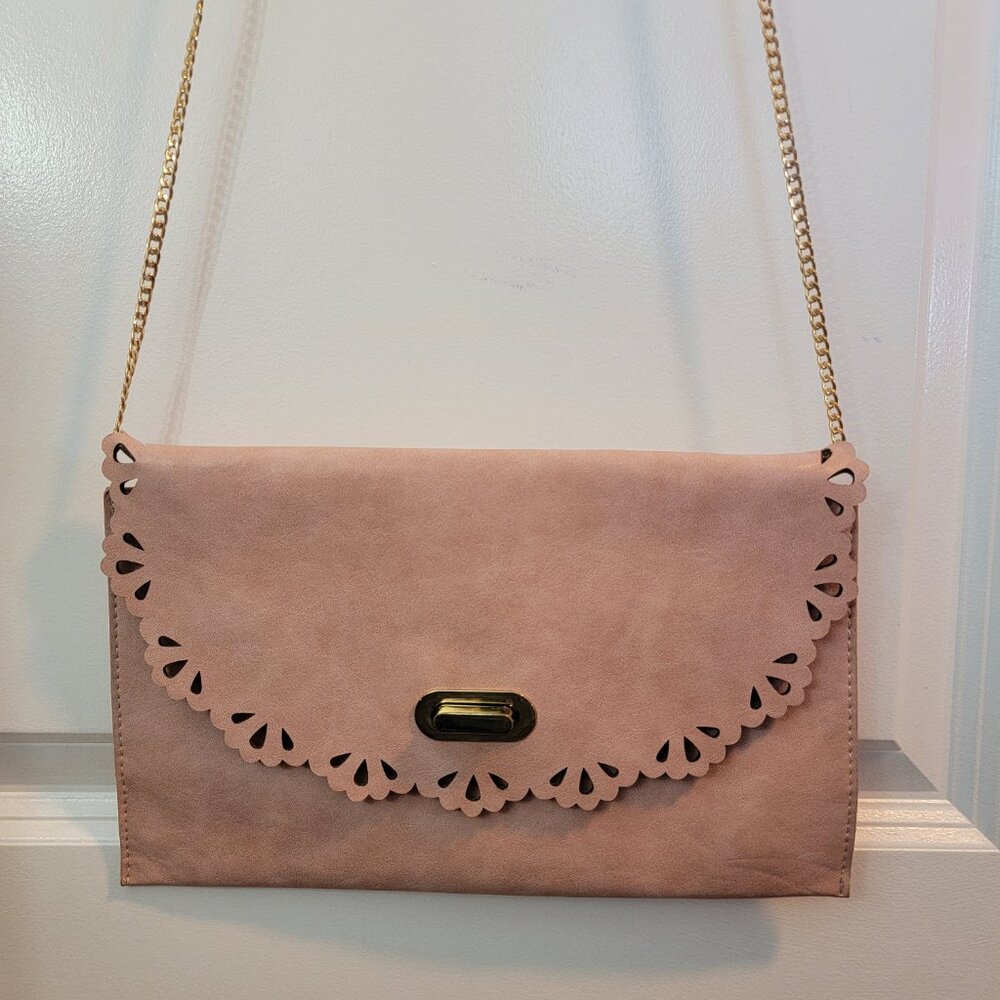 Moda Luxe Lola Pale Pink Turnlock Faux Leather Envelope Clutch/Crossbody Purse - Picture 2 of 16